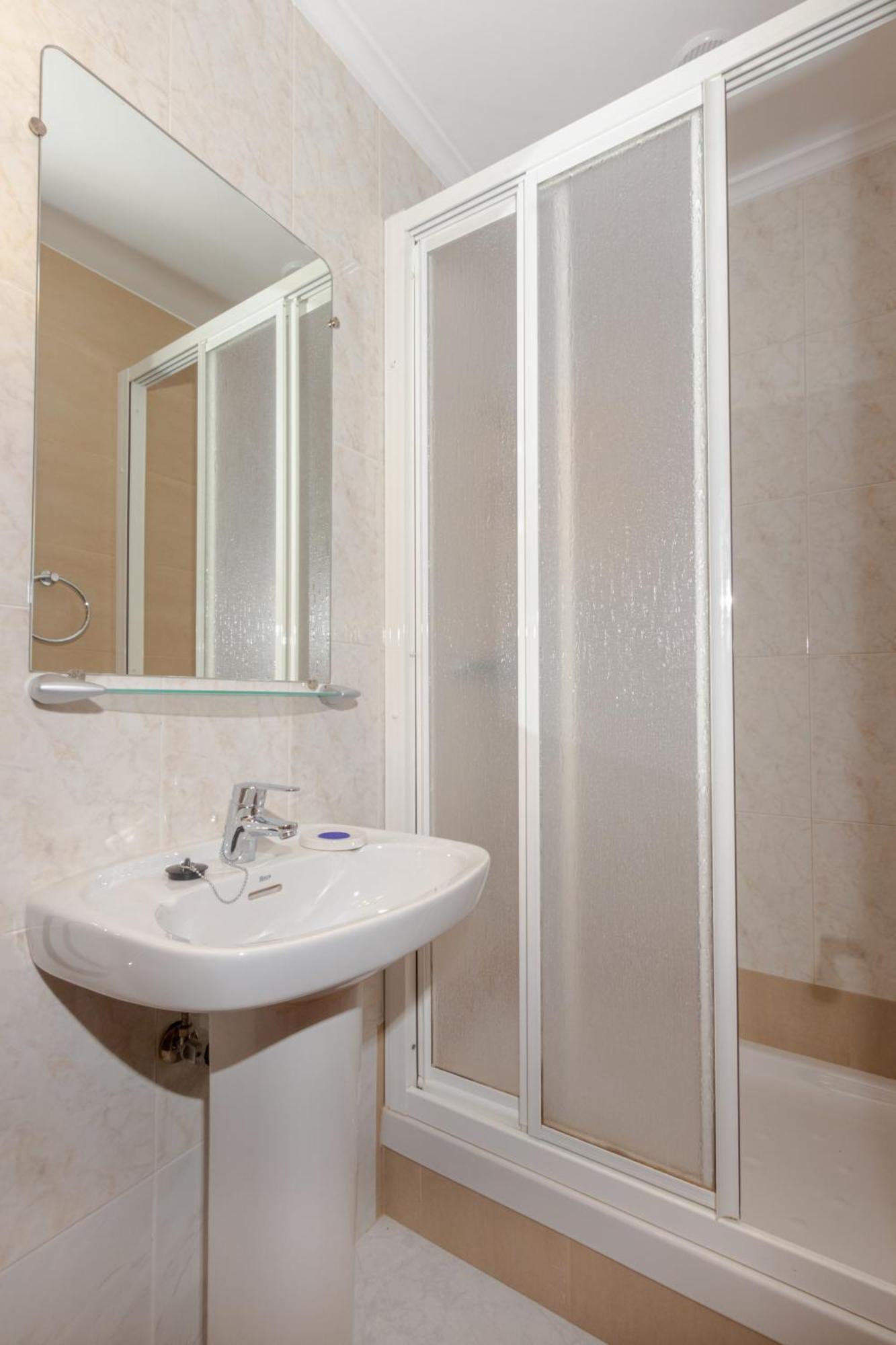 Apartamentos El Acebo Naves  Room photo